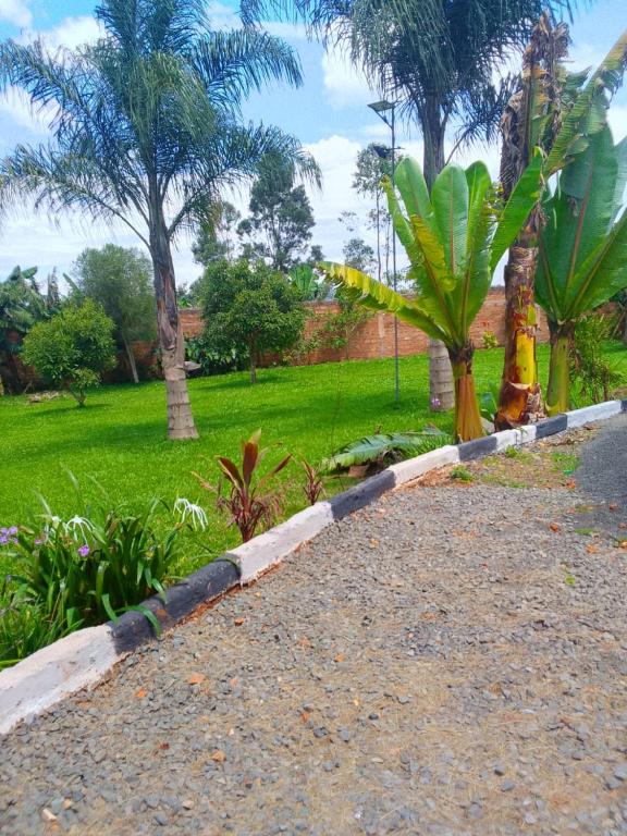 Bantu Gardens - B&B Keroka