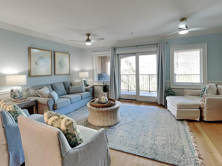 Brass Rail 318 - B&B Tybee Island