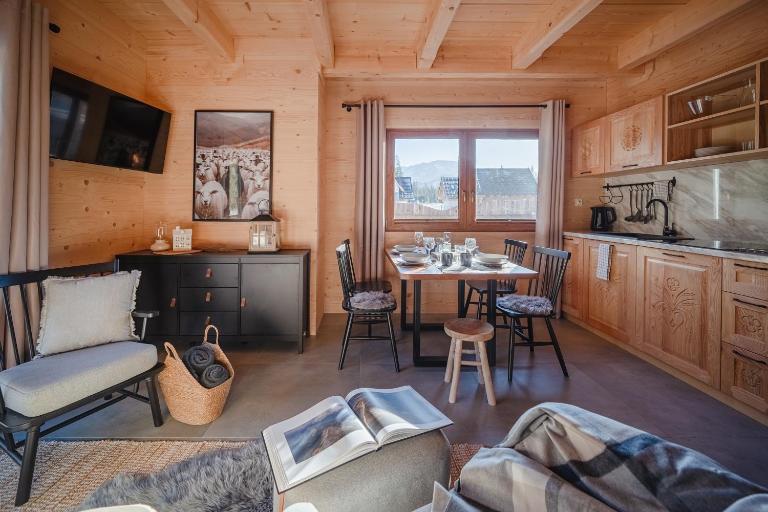 Domki Biała i Czarna Owca - B&B Witów