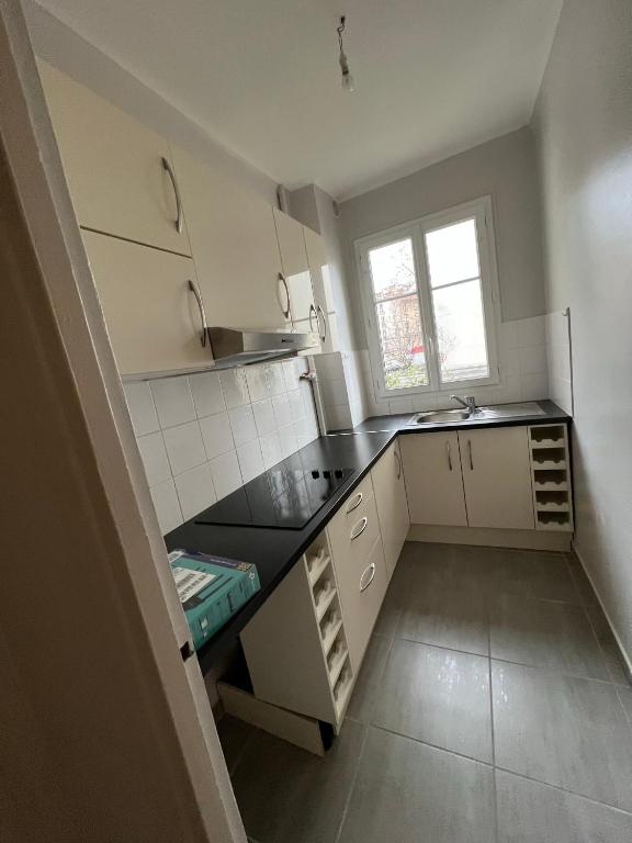 Charmant Studio à 5 min Porte de St Cloud et Rolland Garros - B&B Boulogne-Billancourt