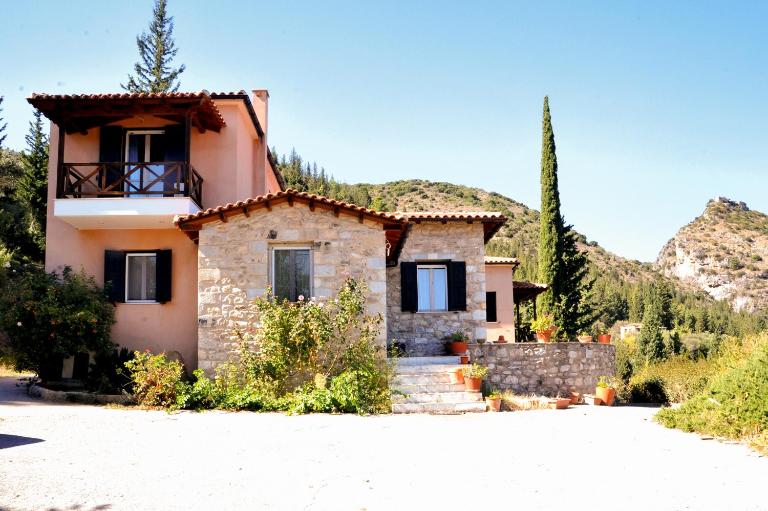 Aesthetic Delight - Stone Villa in Mystras - B&B Mistra