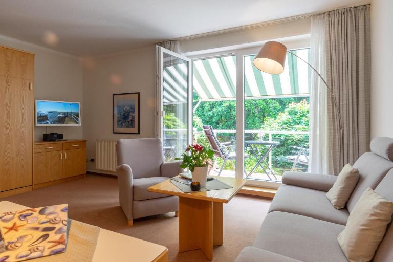 Haus Roseneck Wohnung 7 - Bed and Breakfast Norderney