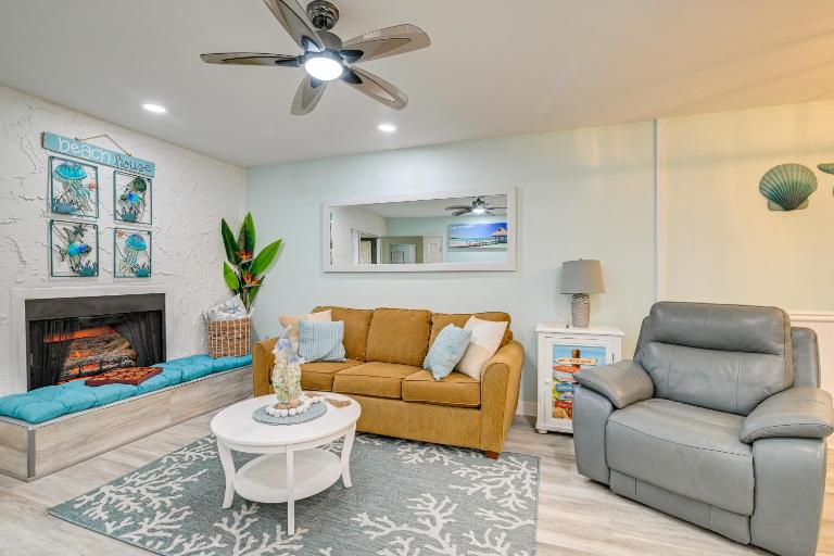Cozy Myrtle Beach Getaway: 1 Block to Ocean! - B&B Myrtle Beach