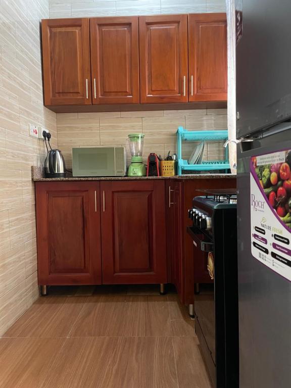 Reyah Apartment - Bed and Breakfast Entebbe