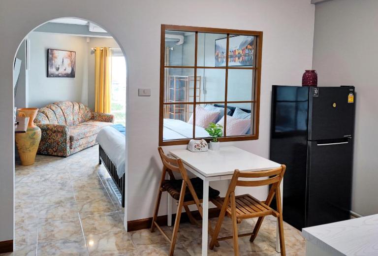Rimhad jomtien beach condo seaside high ocean view - B&B Jomtien
