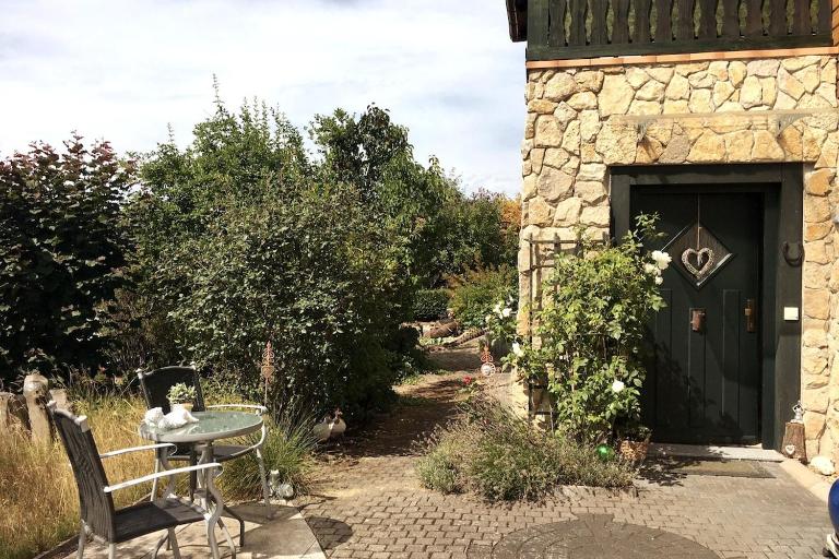 2-Personen Studio in ruhiger Umgebung - Bed and Breakfast Ehringshausen