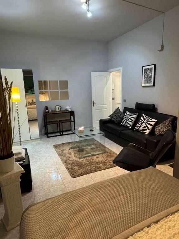 Basement Apartment Studio - Ferienwohnung San Bartolomé de Tirajana