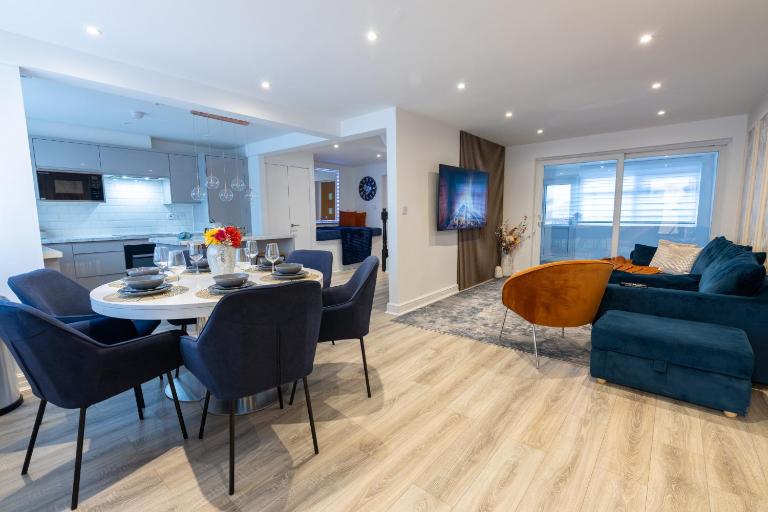 Luxury 3 Bed House Manchester Old Trafford - Ferienwohnung Manchester