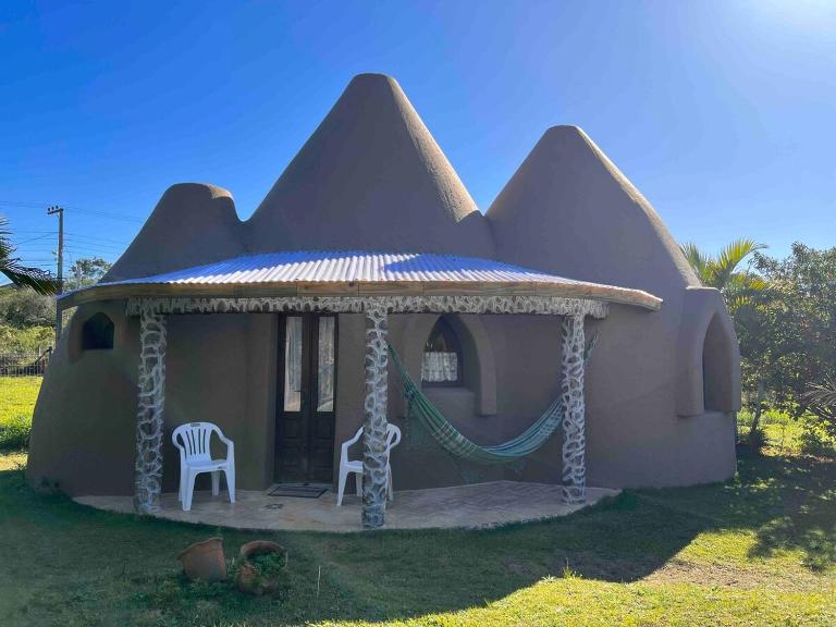 Casa Domos inteira, Privacidade, Pátio ideal para Pets - B&B Imbituba