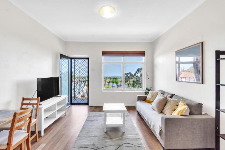 Charming Modern Retreat with Scenic View - Burnside - B&B Burnside