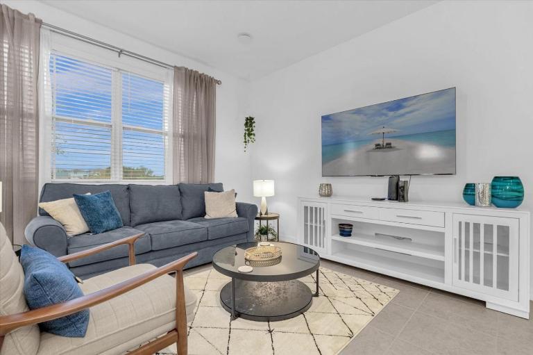 654 LD - Tranquil Oasis 3BR Luxury Villa at Festival Resort - B&B Davenport