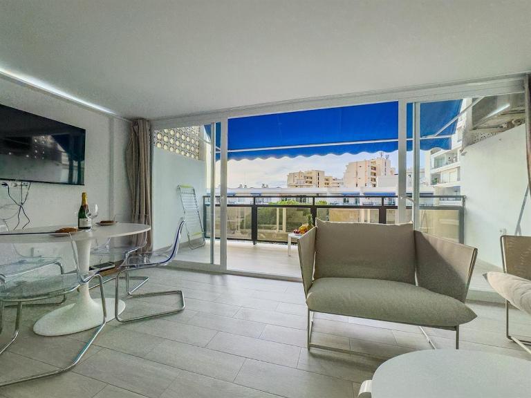 Skol 304 A - 2 Bedroom Duplex Marbella Center First Line Beach - B&B Marbella