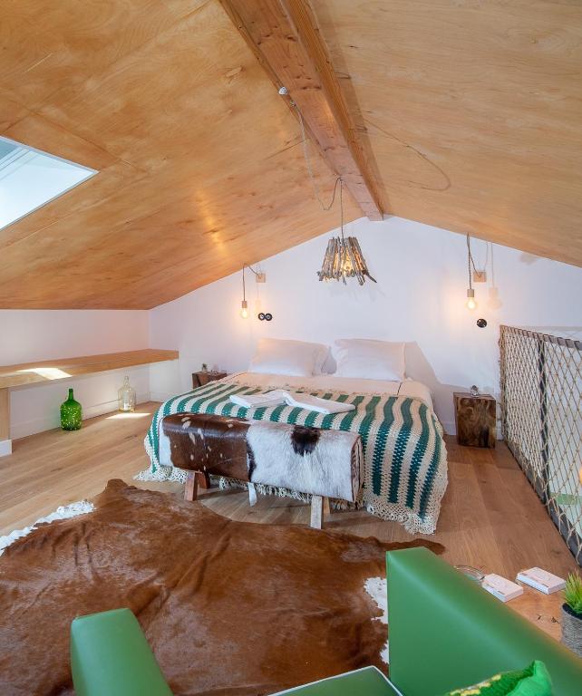 Ribeira d'ilhas Shelter - B&B Santo Isidoro
