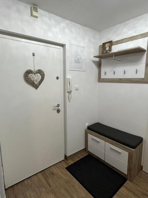 Apartman Matea - Self Check-in - B&B Osijek