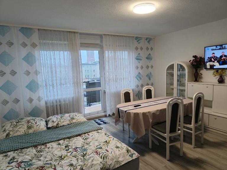 Mieszkanie przy parku - Bed and Breakfast Świnoujście