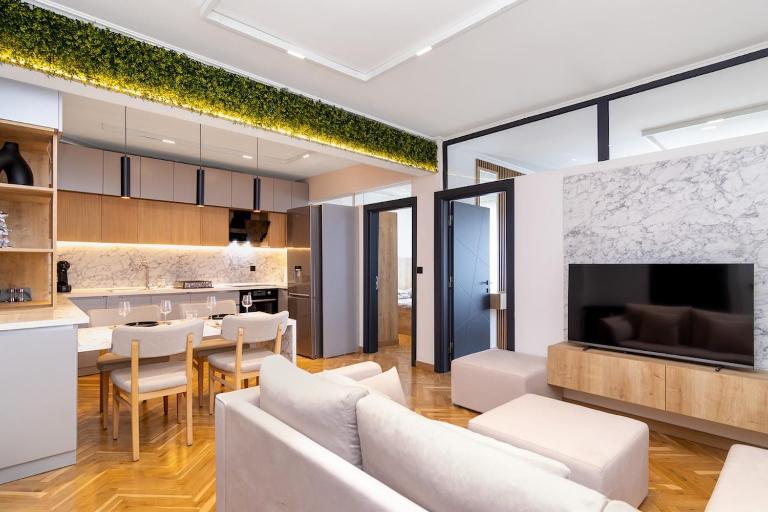 Brand new Apartments in Sofia Center, Steps to Metro, NDK, Vitosha boulevard - B&B Sofia