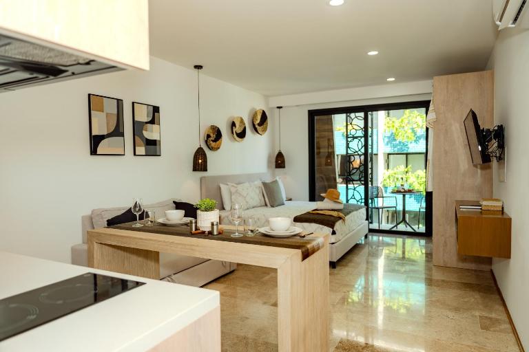 Town Tower by Casago - B&B Playa del Carmen