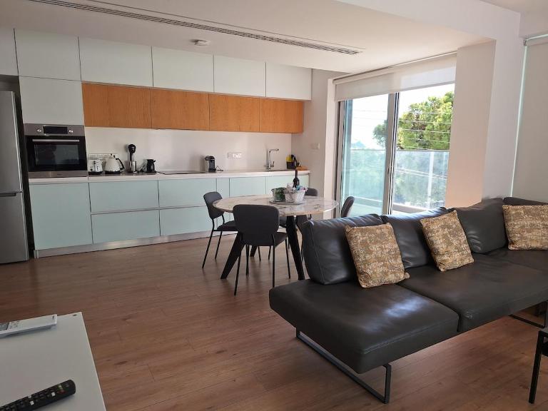 Luxury Seafront 2 bedroom - Chambres d'hôtes Limassol