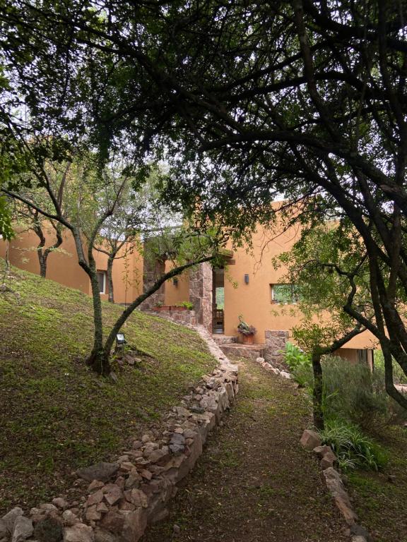 Casa de campo frente al río - B&B Córdoba