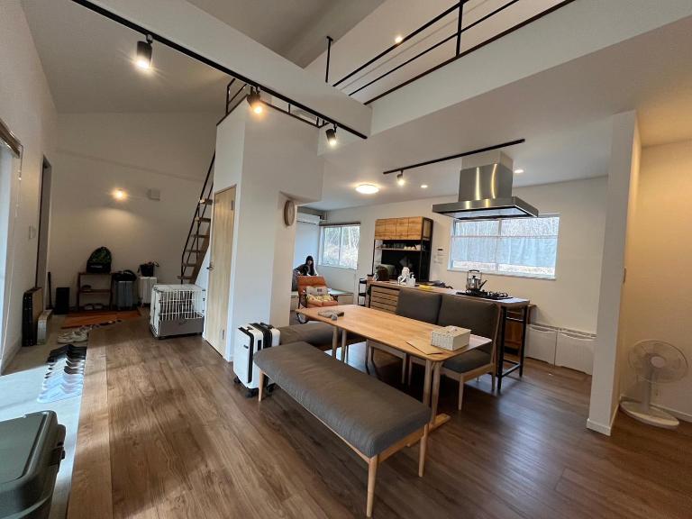 サウナやバーベキューなどペットと楽しむ八ヶ岳貸別荘ハチん家 - Ferienwohnung Hokuto