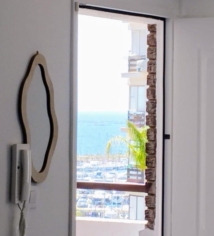 Apartamento Moderno a 100 metros de la playa y junto a Puerto Deportivo de Aguadulce - Ferienwohnung Aguadulce