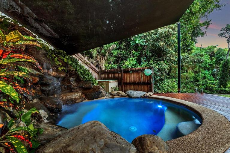 Secluded Romantic Getaway For Two - Kuranda Queensland - B&B Kuranda