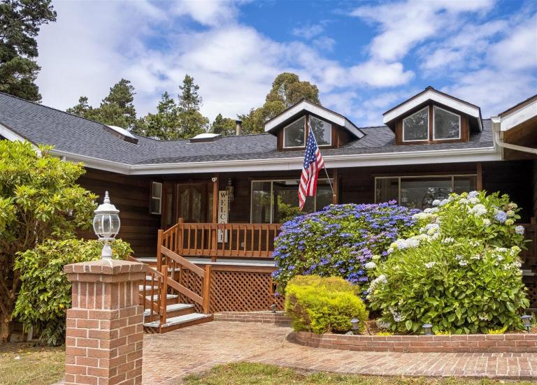 Coastal Hideaway - B&B Fort Bragg