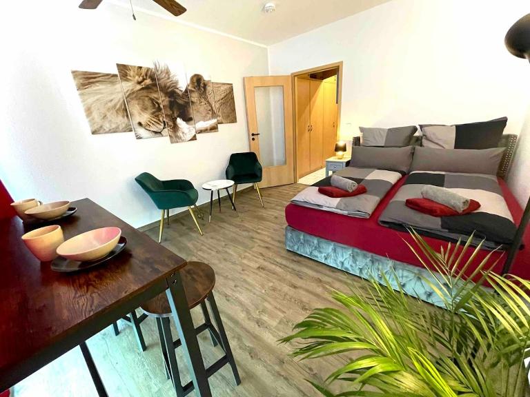 Cozy Apartment in City Center - Ferienwohnung Dresden