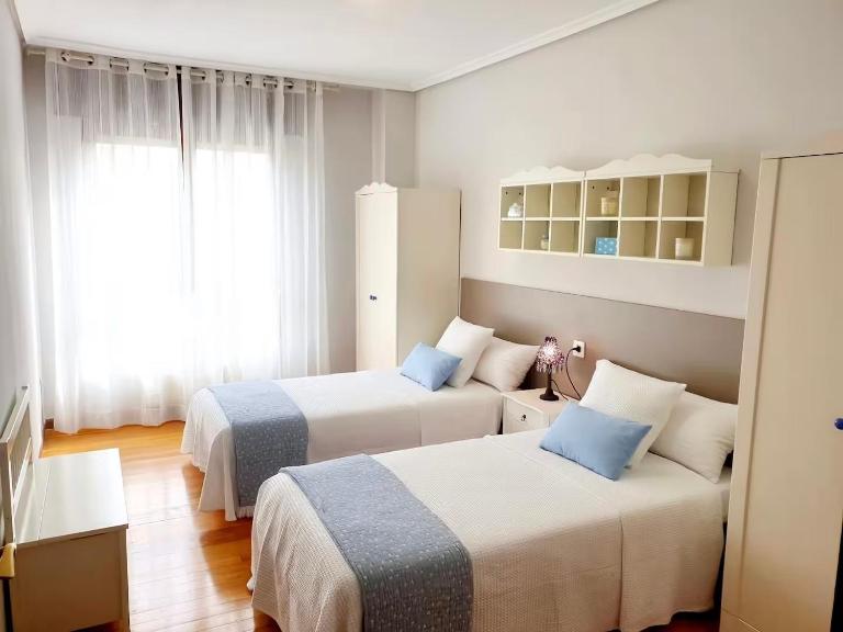 Innhome - Jaime del Amo - B&B Suances