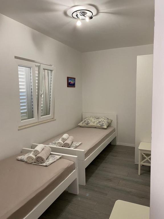 Apartments Štica- Pelješac - B&B Janjina