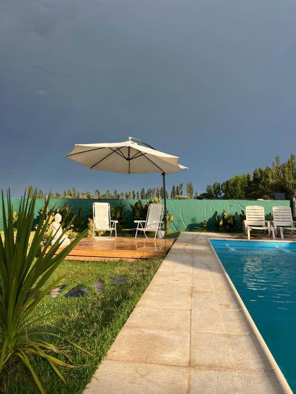 Departamento con Pileta camino a Cañon del Atuel San Isidro Pleno - Chambres d'hôtes San Rafael