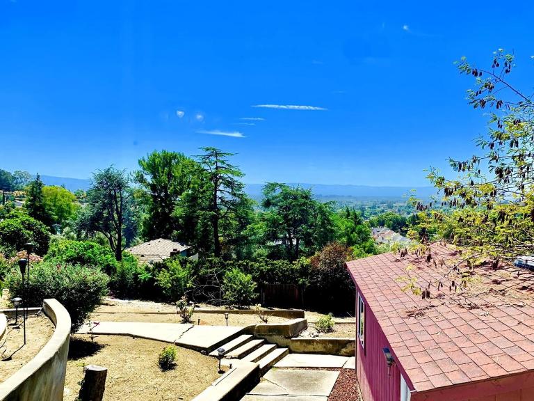 Views on the Hill - B&B San José