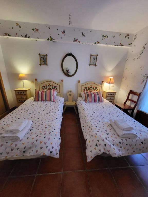 La casa de Paloma en la Plaza Encanto histórico - B&B Riaza