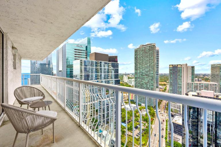 The Best Amenities In One-Site - B&B Miami