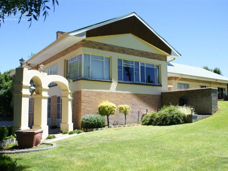 Mieliefontein Karoo Guest Farm - Bed and Breakfast Hanover Road