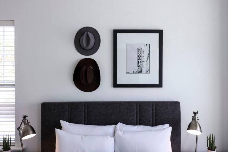 Ten Minutes to Broadway Stunning Townhome - Chambres d'hôtes Nashville