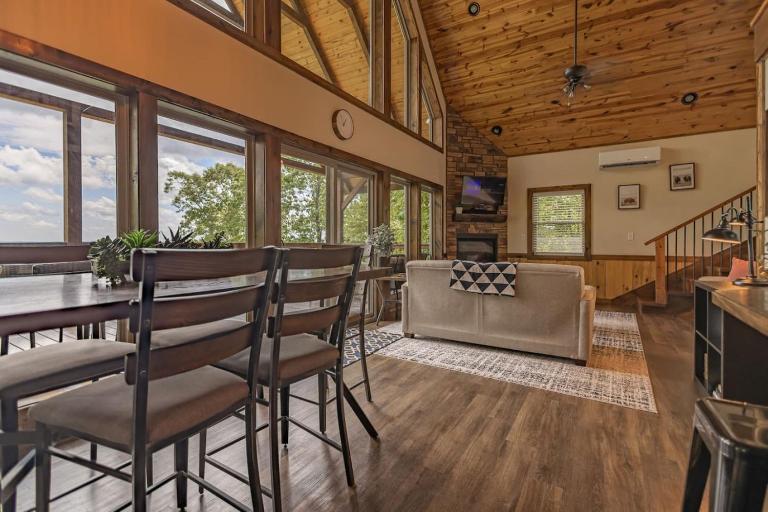 Mountain Crest Cabin- Summer Getaway With A Beautiful View - B&B Jasper