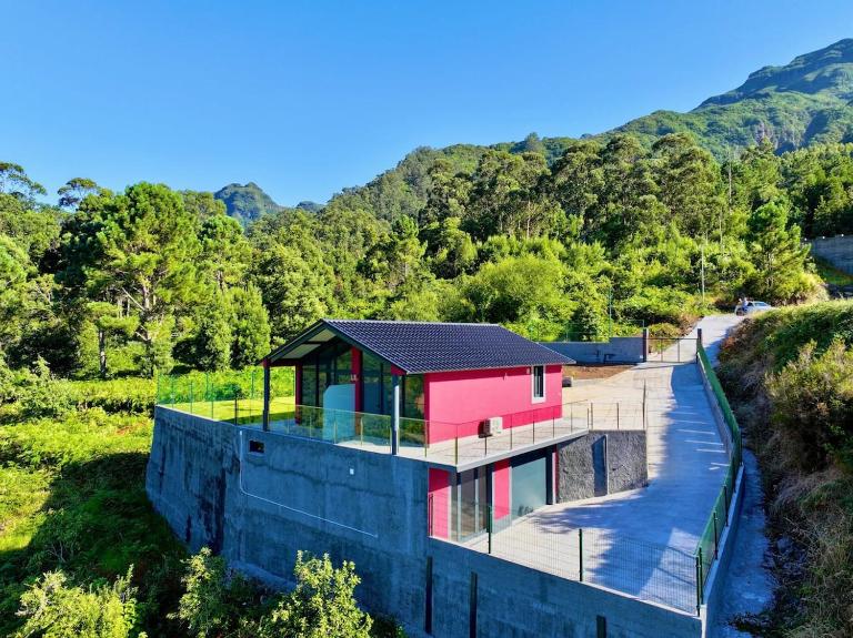 Ginjas Mountain Houses - B&B São Vicente