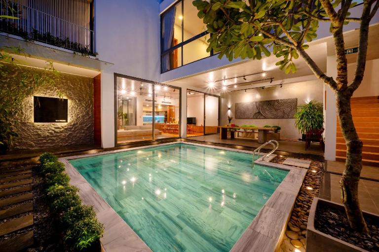 Sila Prana Villa - Luxury Private 8BRs Pool Villa Da Nang Beach - B&B Da Nang