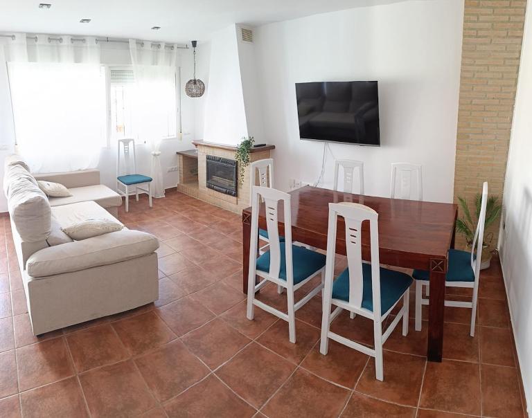 Cozy townhouse in Soneja - B&B Soneja