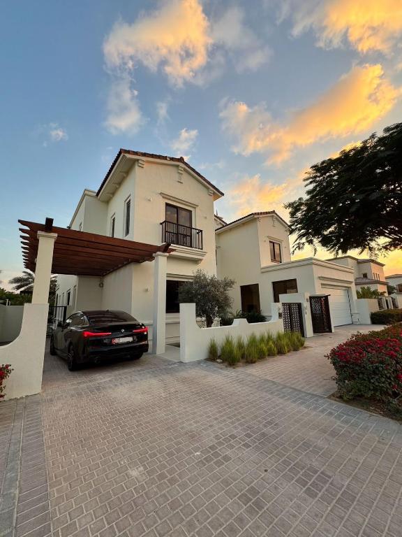 Luxury Paradise 7 Bedroom Plus Maids Villa - Ferienwohnung Dubai