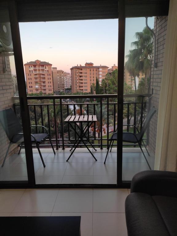 Apartamento cerca del centro con parking gratuito - Chambres d'hôtes Castellón de la Plana