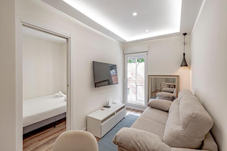 Campo Real Amazing new apartment 6pax - B&B Madrid
