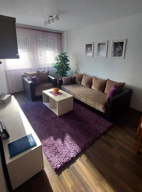Apartman BFF - Ferienwohnung Kragujevac
