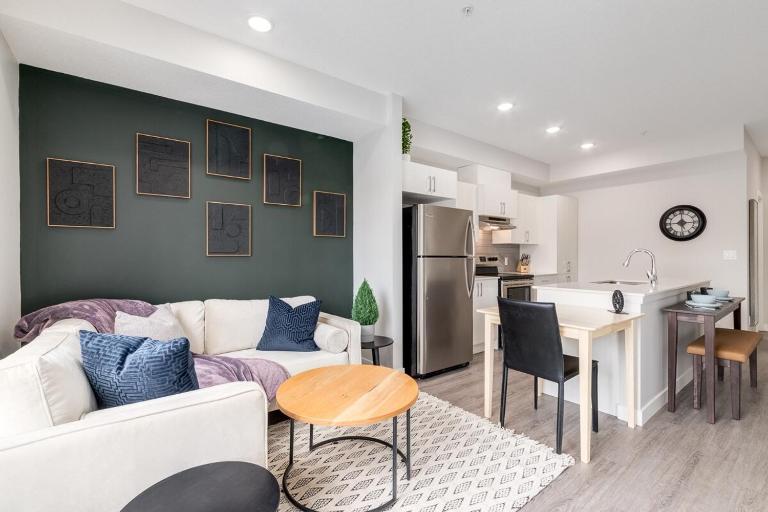 Pet Friendly, Free Parking, Close to Downtown - B&B Calgary