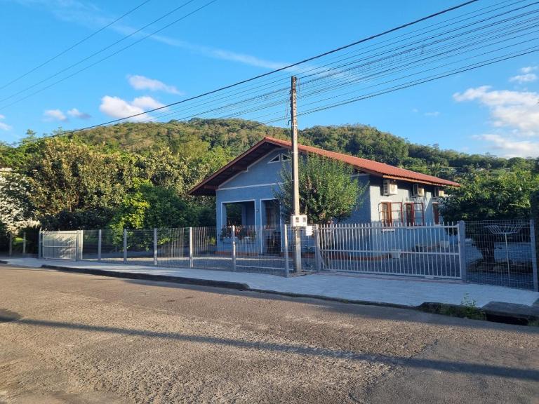 Casa Centenária no centro de Pomerode - Chambres d'hôtes Pomerode