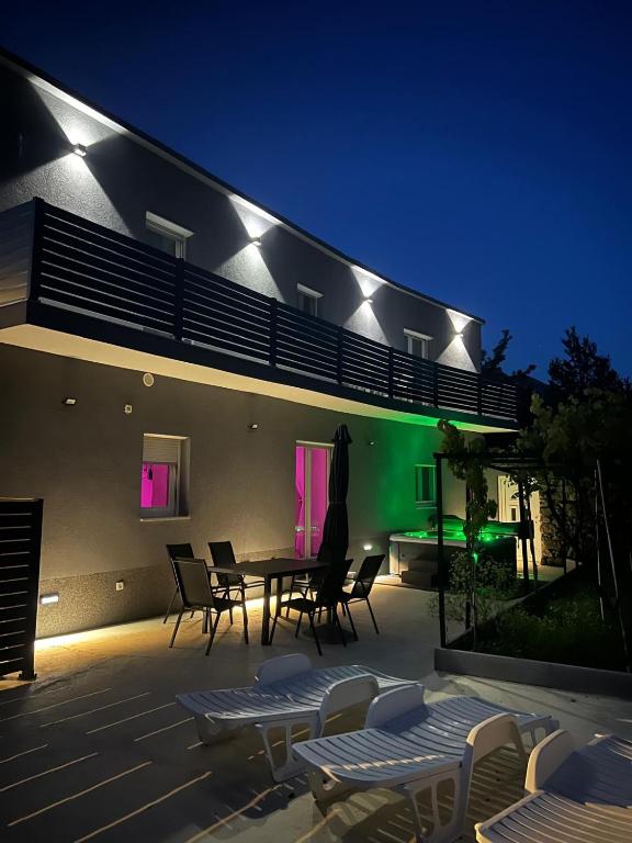 Villa Amnis - B&B Drivenik