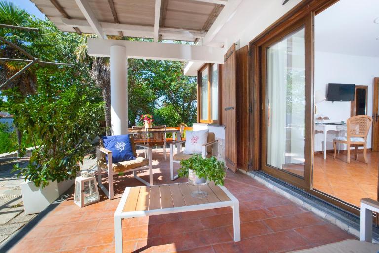 Suite Luxury in Villa con Terrazzo Privato - B&B Massa Lubrense