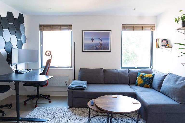 1Bed Gem, Quick Access to Windsor, Central London - By Tempstay - B&B Slough