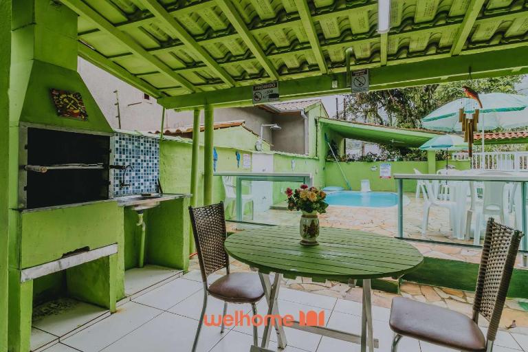 Casa em Ubatuba com piscina a 10 min da praia - B&B Ubatuba